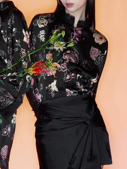 2022 [Nový Rok série] nové dámske módne retro kvetina stand-up golier tlač dlhým rukávom hodvábny satén textúra tričko