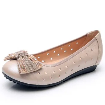 2022 v Lete Klasické Drahokamu Lúk Originálne Kožené Sandále Duté Priedušná Ženy Módne Sandále Pohodlie Non-slip Ploché Sandále
