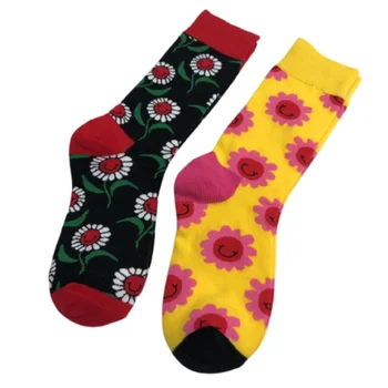 Nové Ponožky na Jeseň A V Zime Čerstvý Sun Flower Usmievavá Tvár dámske Ponožky Európskych A Amerických Fashion Street Fashion Ponožky